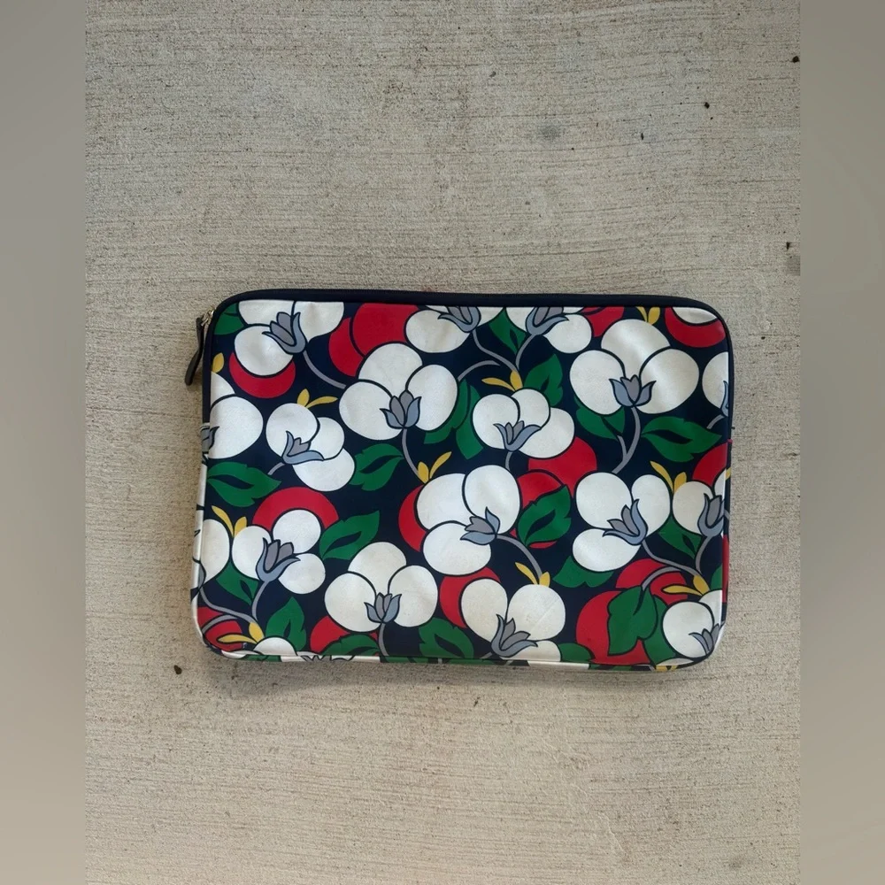 Kate Spade Dawn Breezy Floral Laptop/Tablet Case, Floral Print Nylon, A627